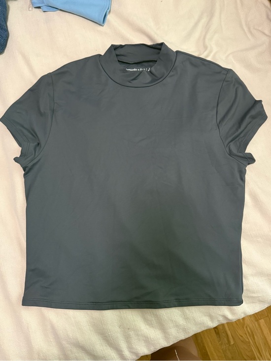 Abercrombie & Fitch Tops - Abercrombie Mock Neck Short Sleeve Seekmless Tee - Characol
